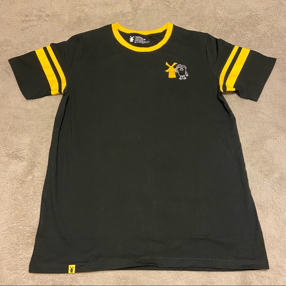 Never worn Black & Yellow Dutch Bros, Men’s XL t-shirt